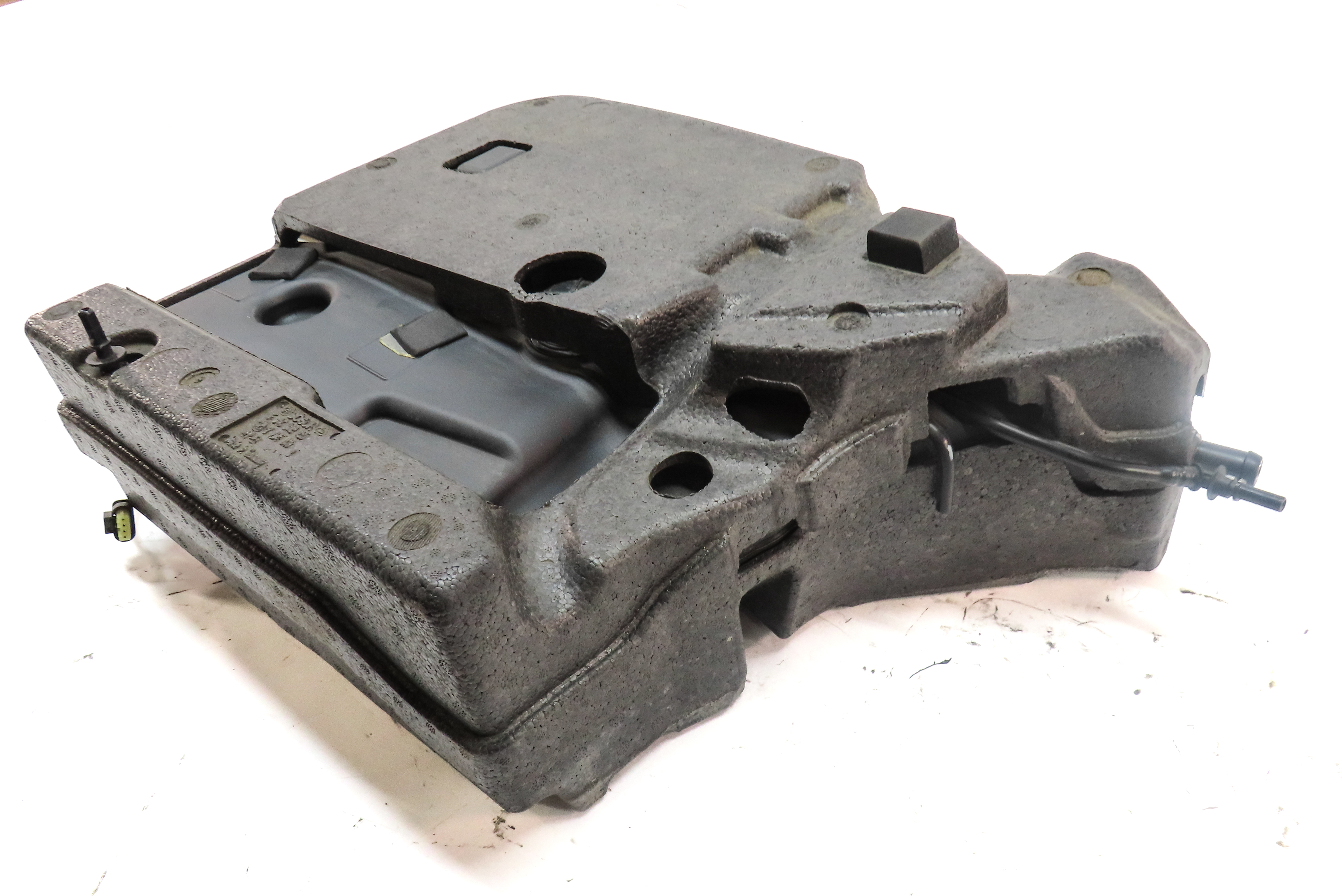 09-13 BMW X5 (E70) 3.0L M57Y DIESEL DEF EMISSIONS FLUID RESERVOIR PASSIVE TANK — exact item pictured